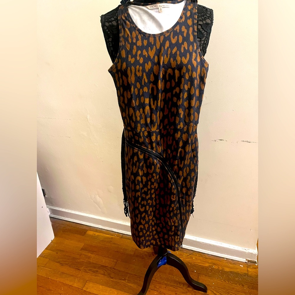 RACHEL Rachel Roy dress. Leopard print. Front asymmetrical zipper. Size xs